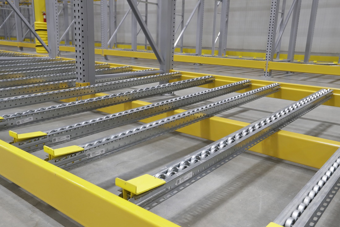 Pallet flow rack components