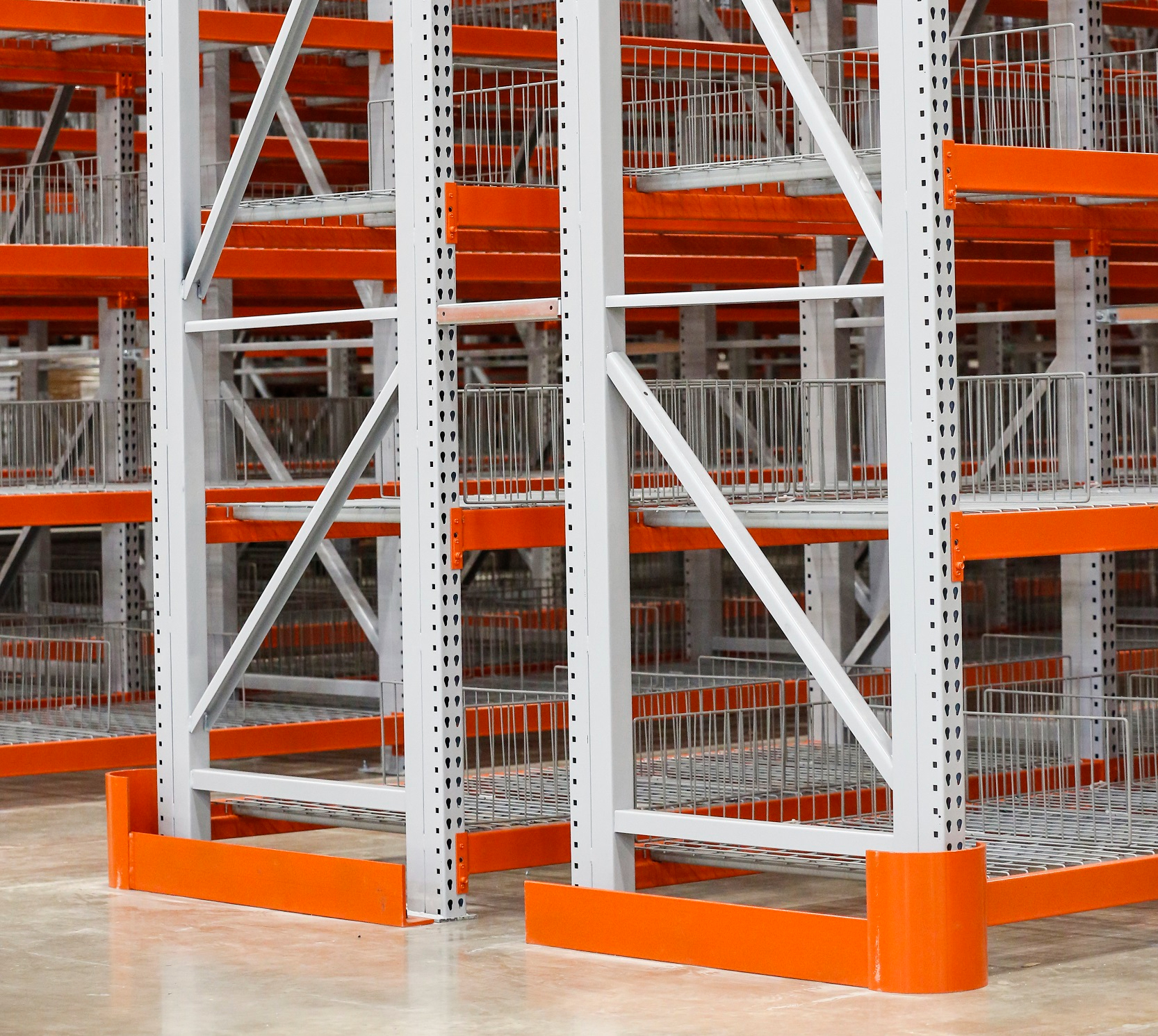 Selective pallet rack installation in Utah