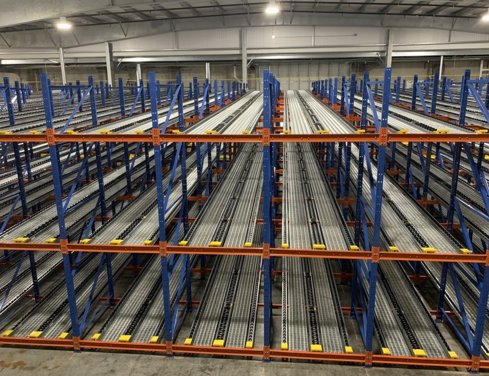 Engineering and installation — pallet flow rack systems