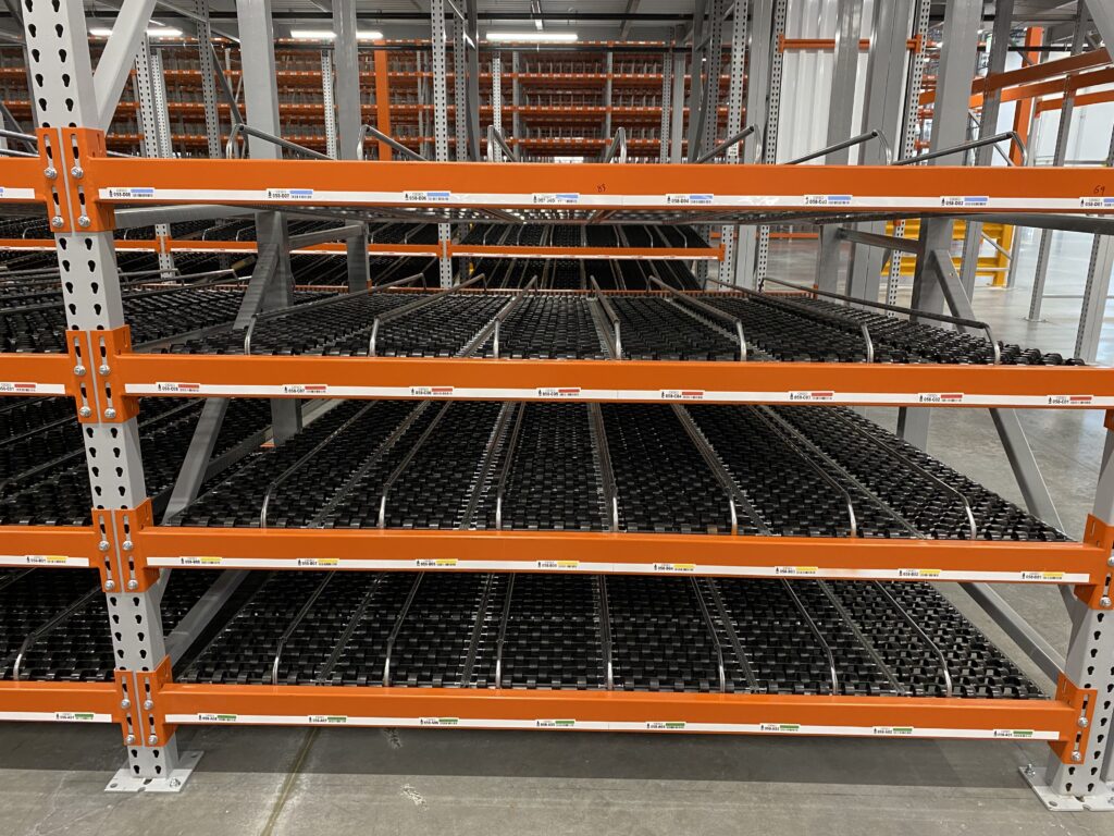 Carton Flow with Full Length Dividers