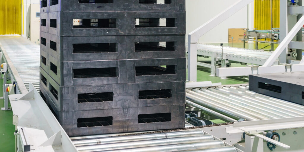 Automated Pallet Conveyors | Apex Companies
