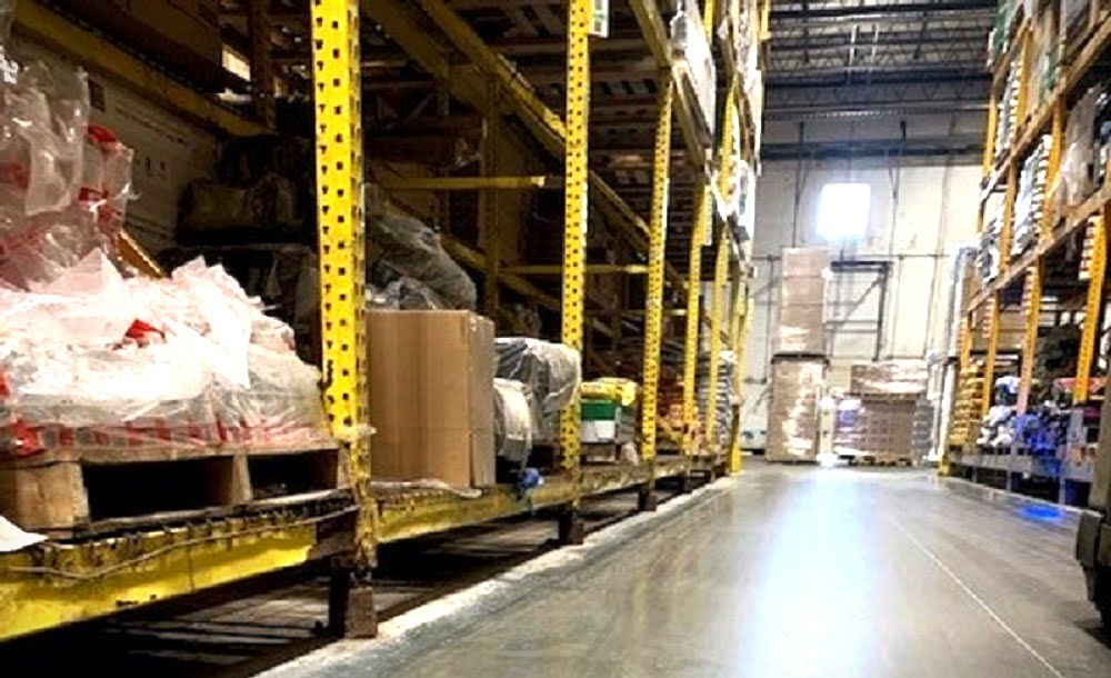 Pallet racking damage | Apex Companies