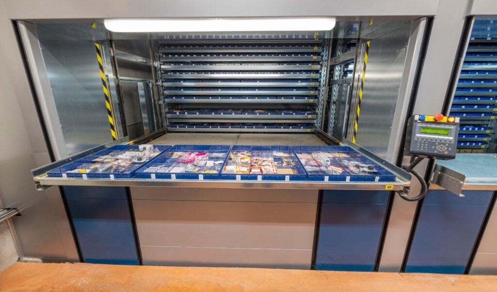 Vertical ASRS Carousel | Apex Companies